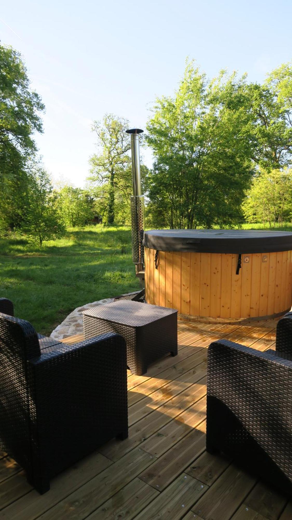 Serenite Verte A La Tuilerie Accommodation La Bazeuge Zewnętrze zdjęcie